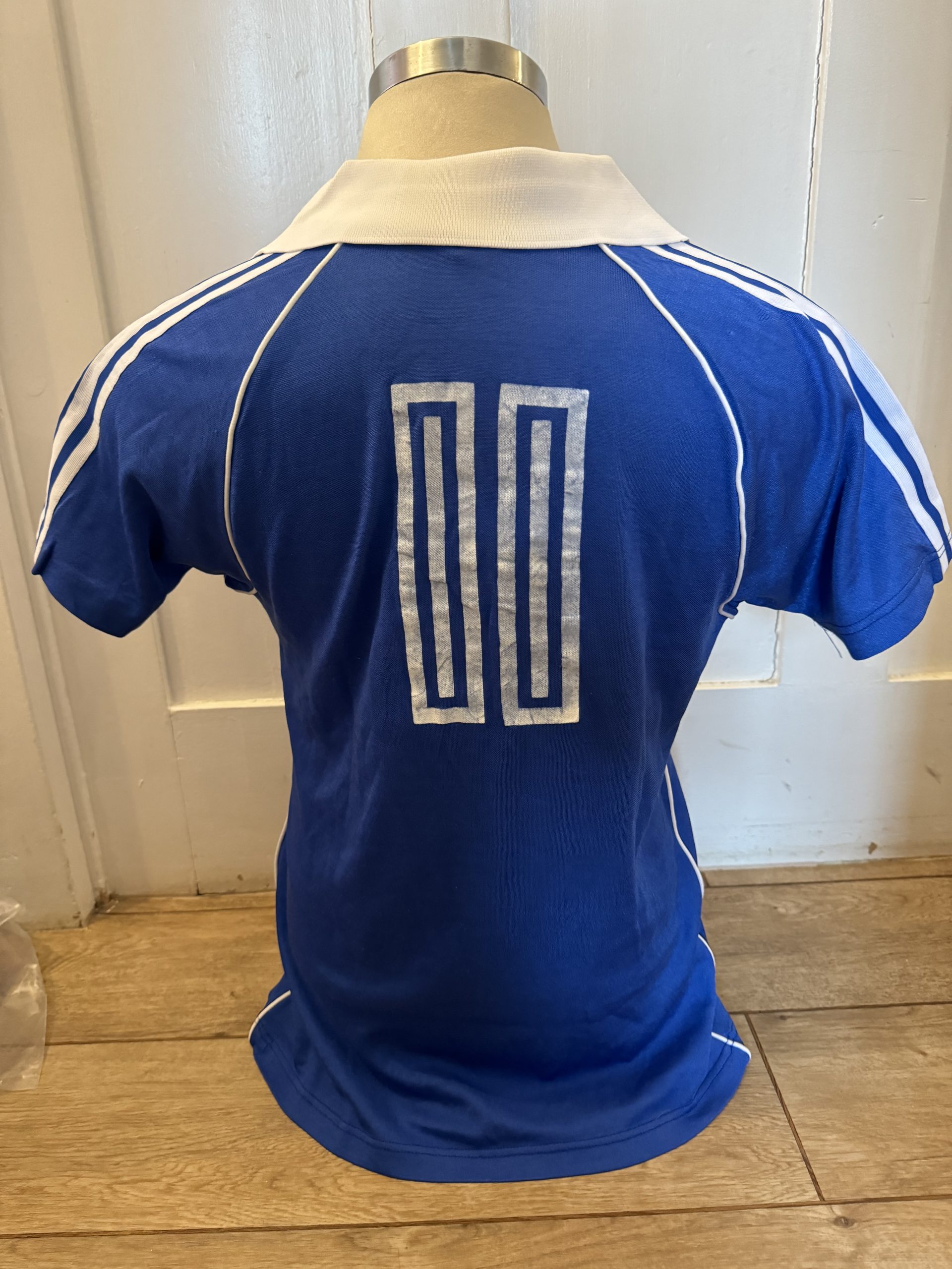 Match Worn Isreal shirt V Liverpool 1983 player swap - Image 5