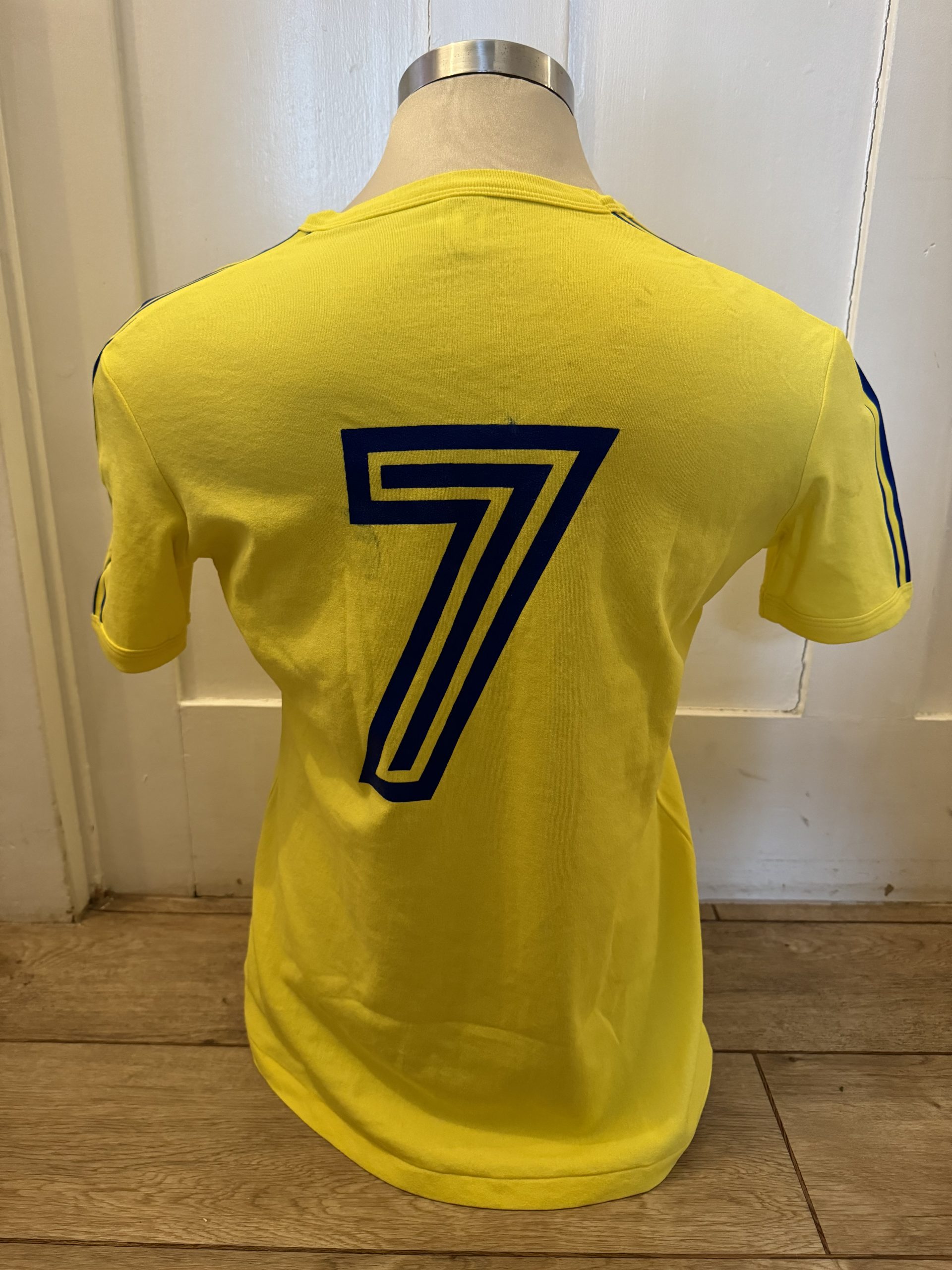 Match worn Sweden shirt V Scotland 1980 - Image 6