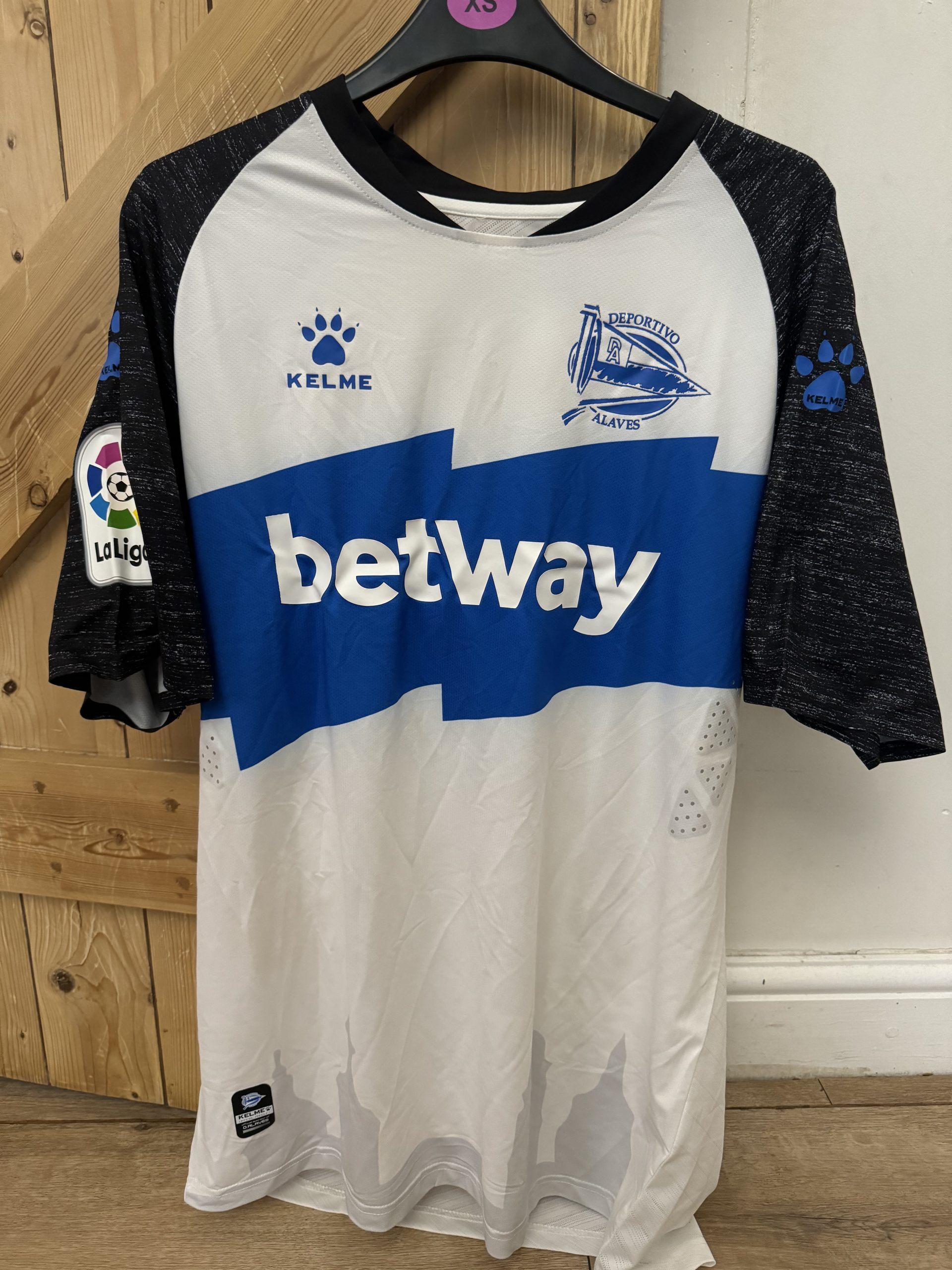 Deportivo Aleves shirt