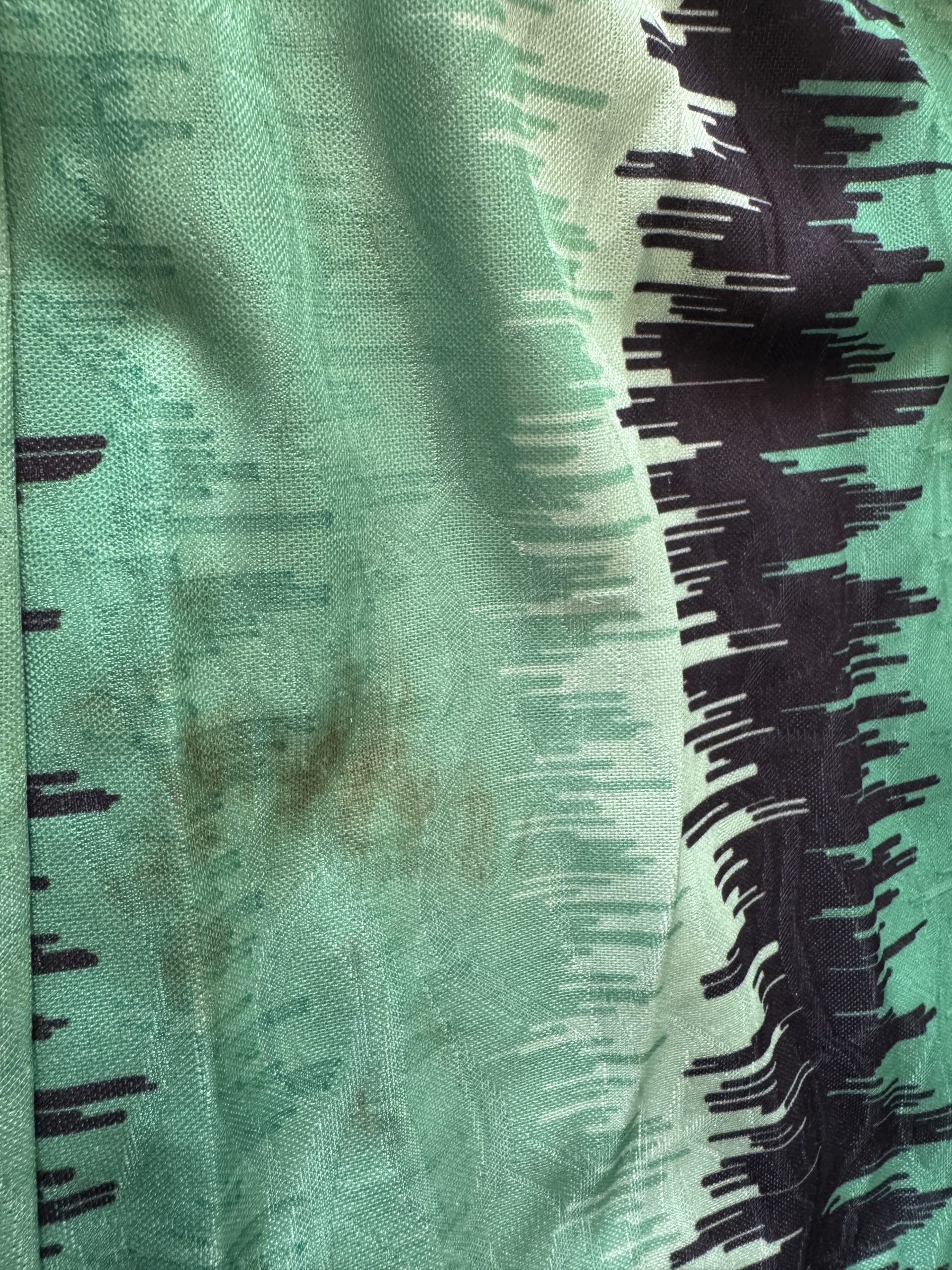 Match Worn Manchester United Shirt - Image 11