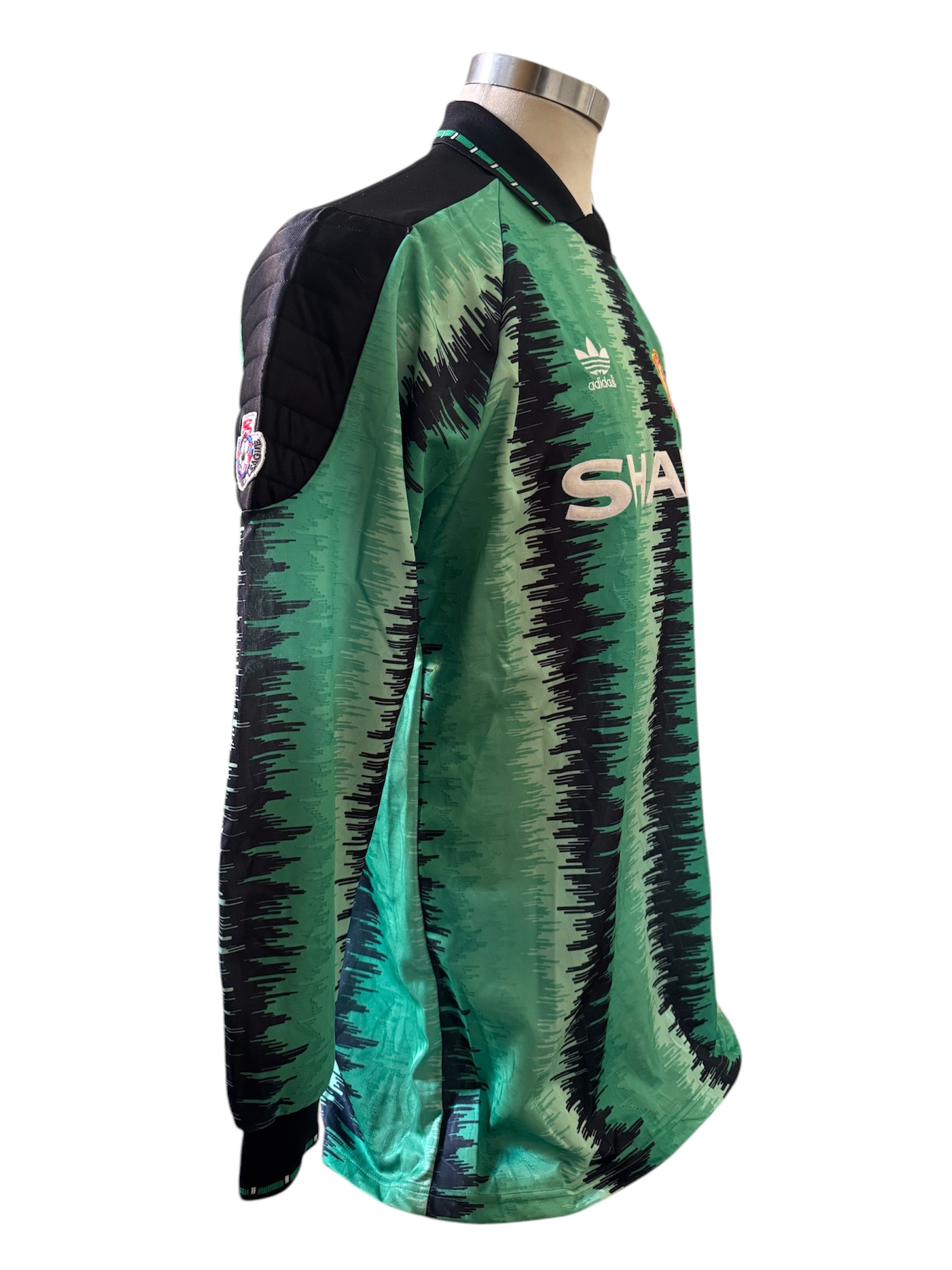 Match Worn Manchester United Shirt - Image 6