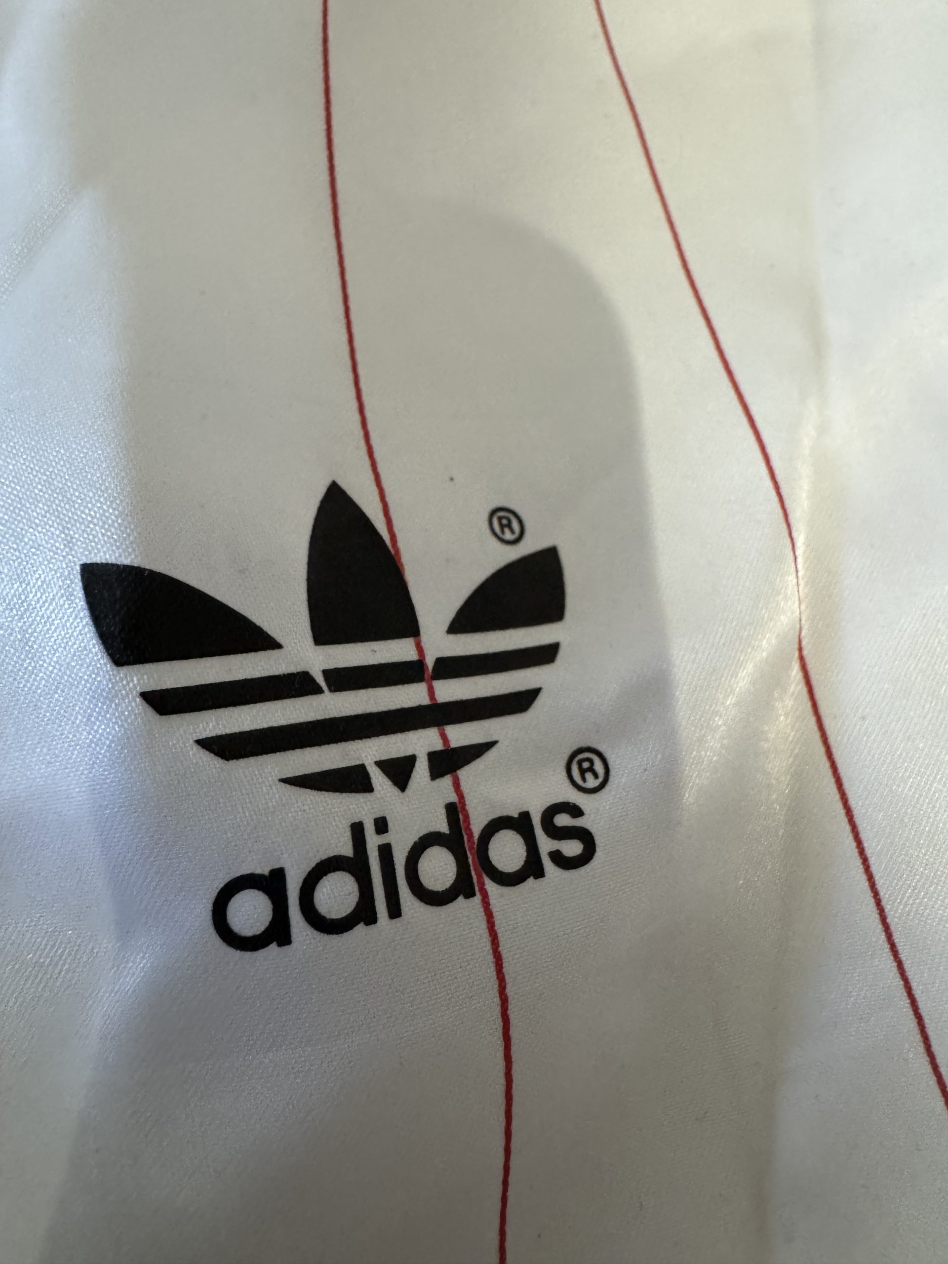 Match Worn 1985-1986 Norman Whiteside Manchester United Shirt And Shorts. - Image 11