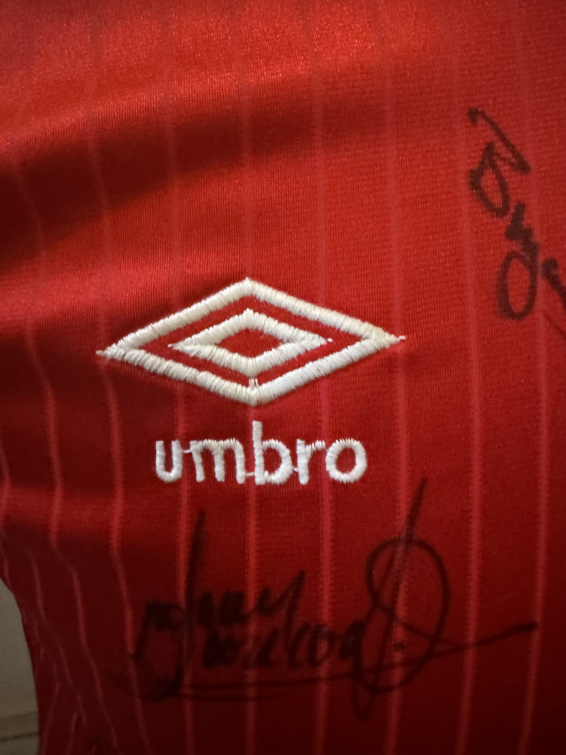 Match Worn England shirt - Image 4