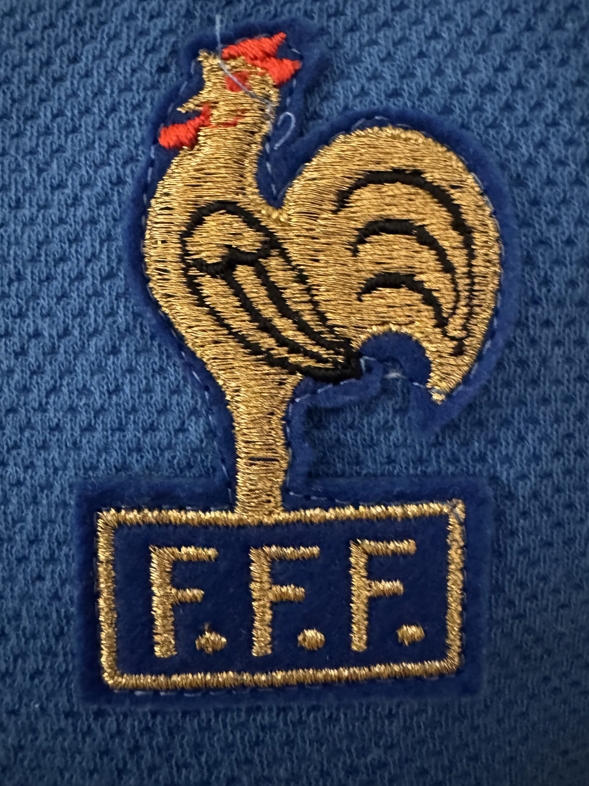 Match Worn/Issue France shirt - Image 13